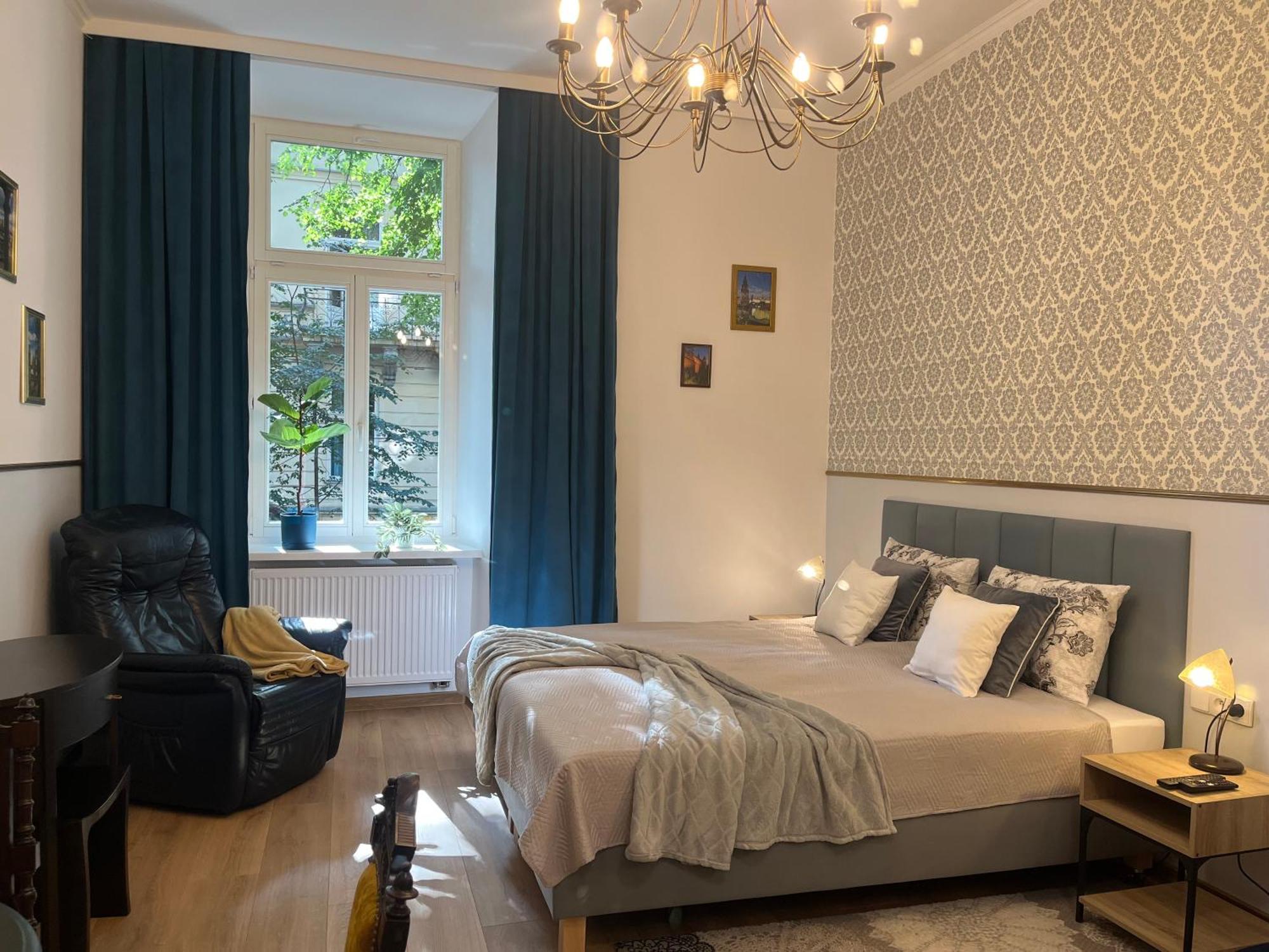 Wawel Crown Apartments Krakow Bagian luar foto
